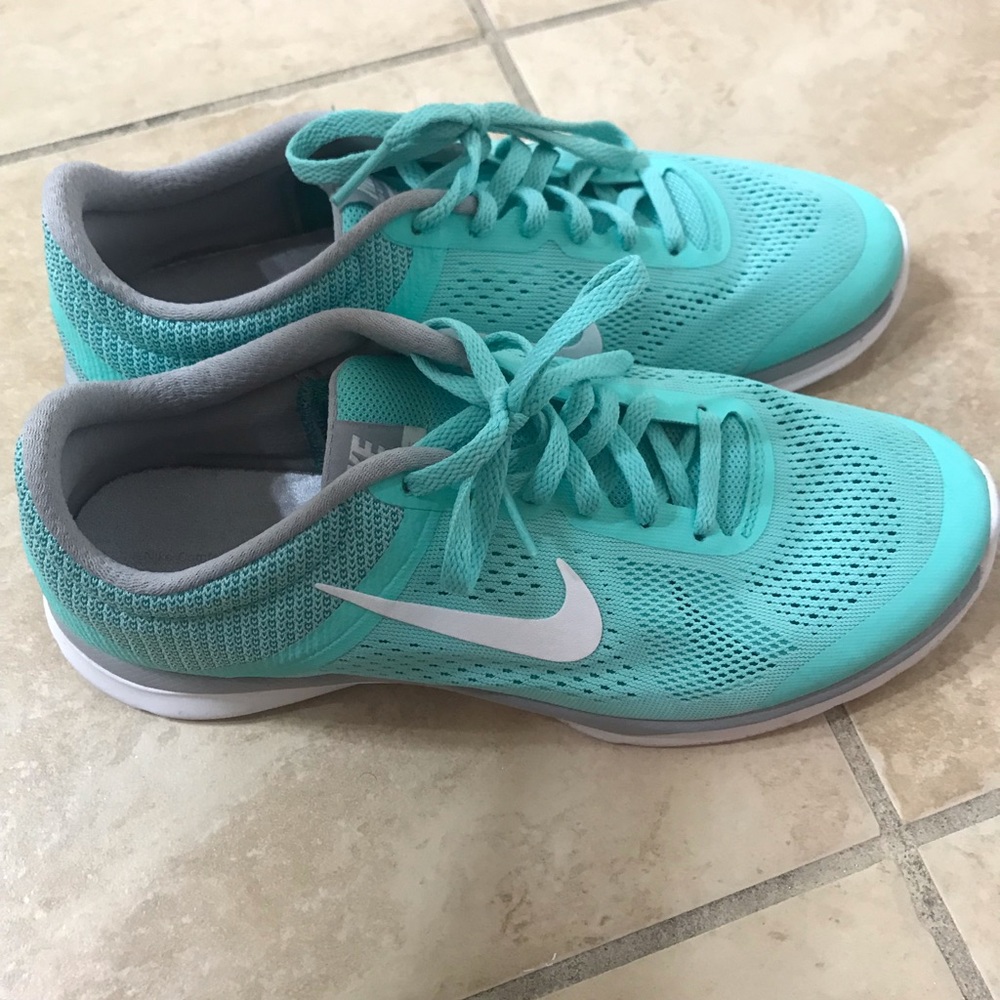 Nike Running Shoes/Nike Sneakers